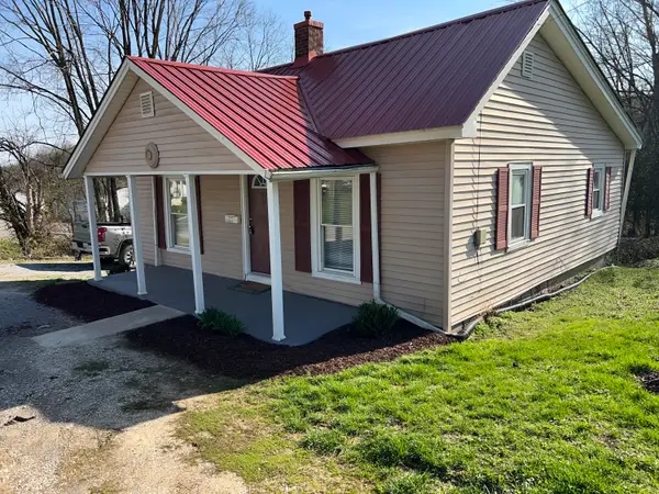 484 E Water Street, Flemingsburg, KY 41041