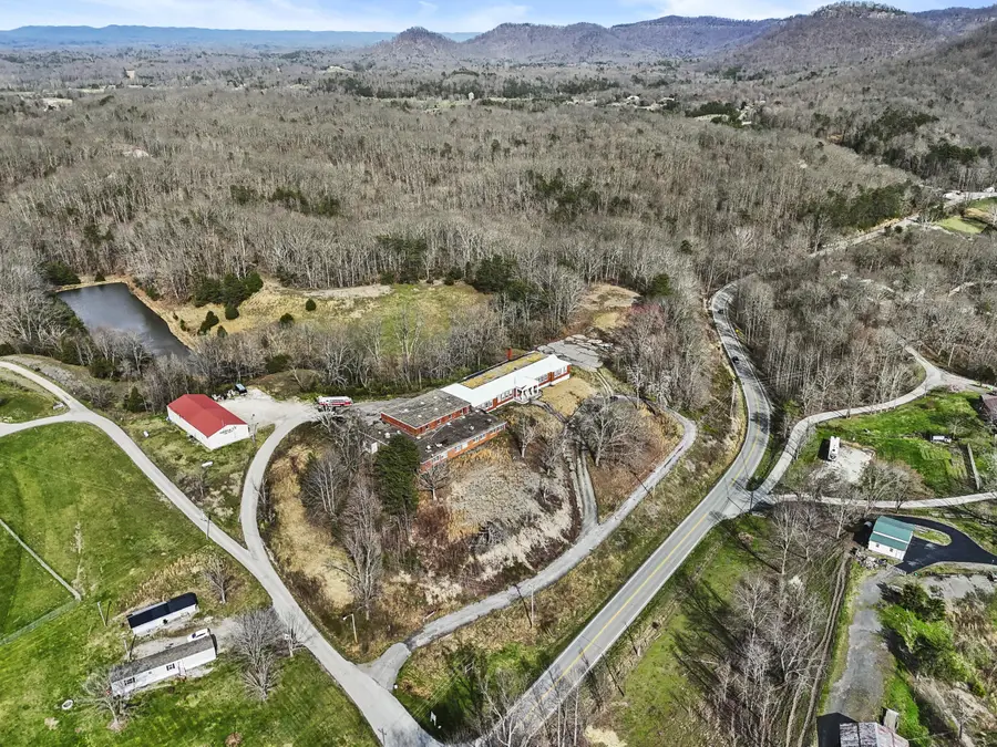 6930 Winchester Road, Irvine, KY 40336 - #3