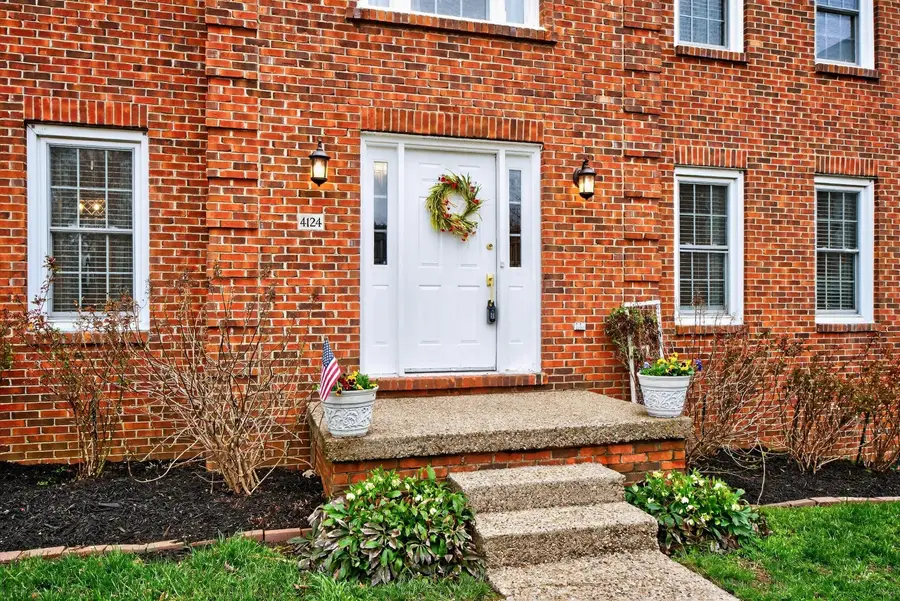 4124 Rainwater Circle, Lexington, KY 40515 - #3