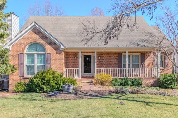 521 Ridgewater Court, Lexington, KY 40515