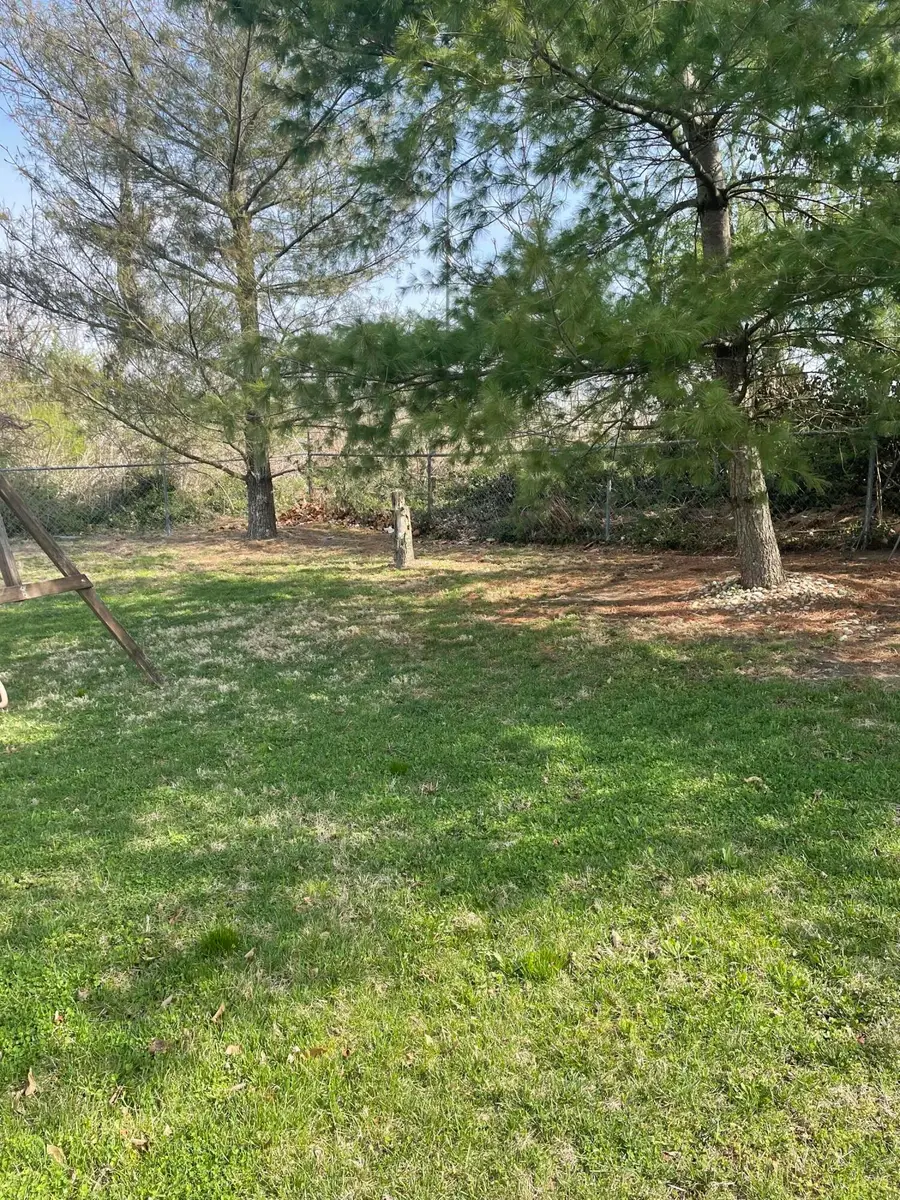 124 Logan Court, Berea, KY 40403 - #3