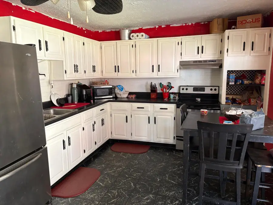 45 Justice, Phelps, KY 41553 - #3