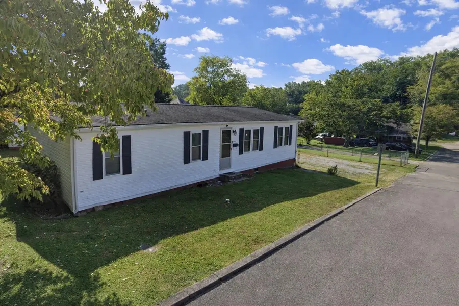 401 Lee Street, Corbin, KY 40701 - #3