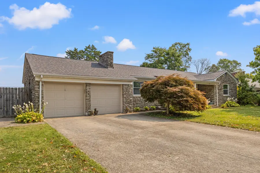 537 Springhill Drive, Lexington, KY 40503 - #2