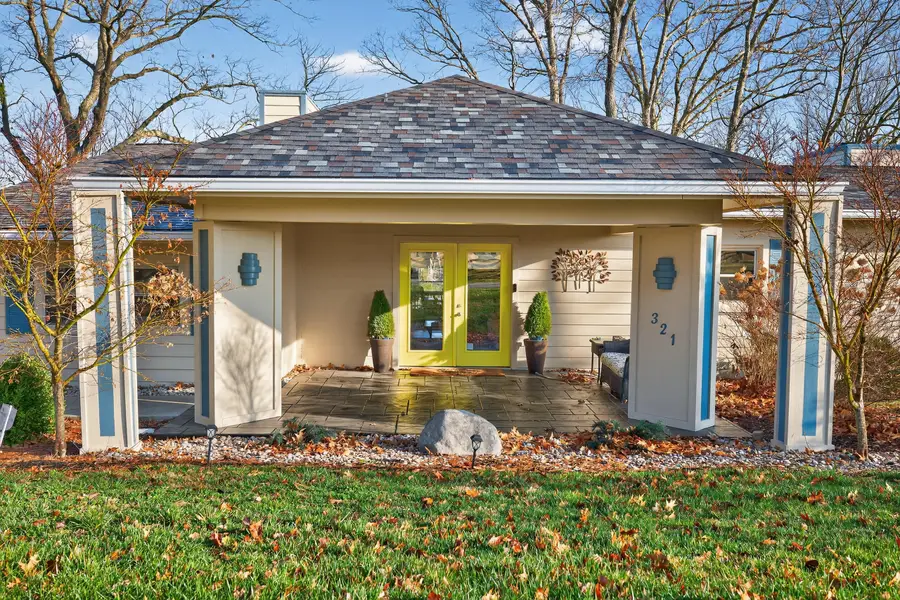 321 Herrington Woods Road, Harrodsburg, KY 40330 - #2