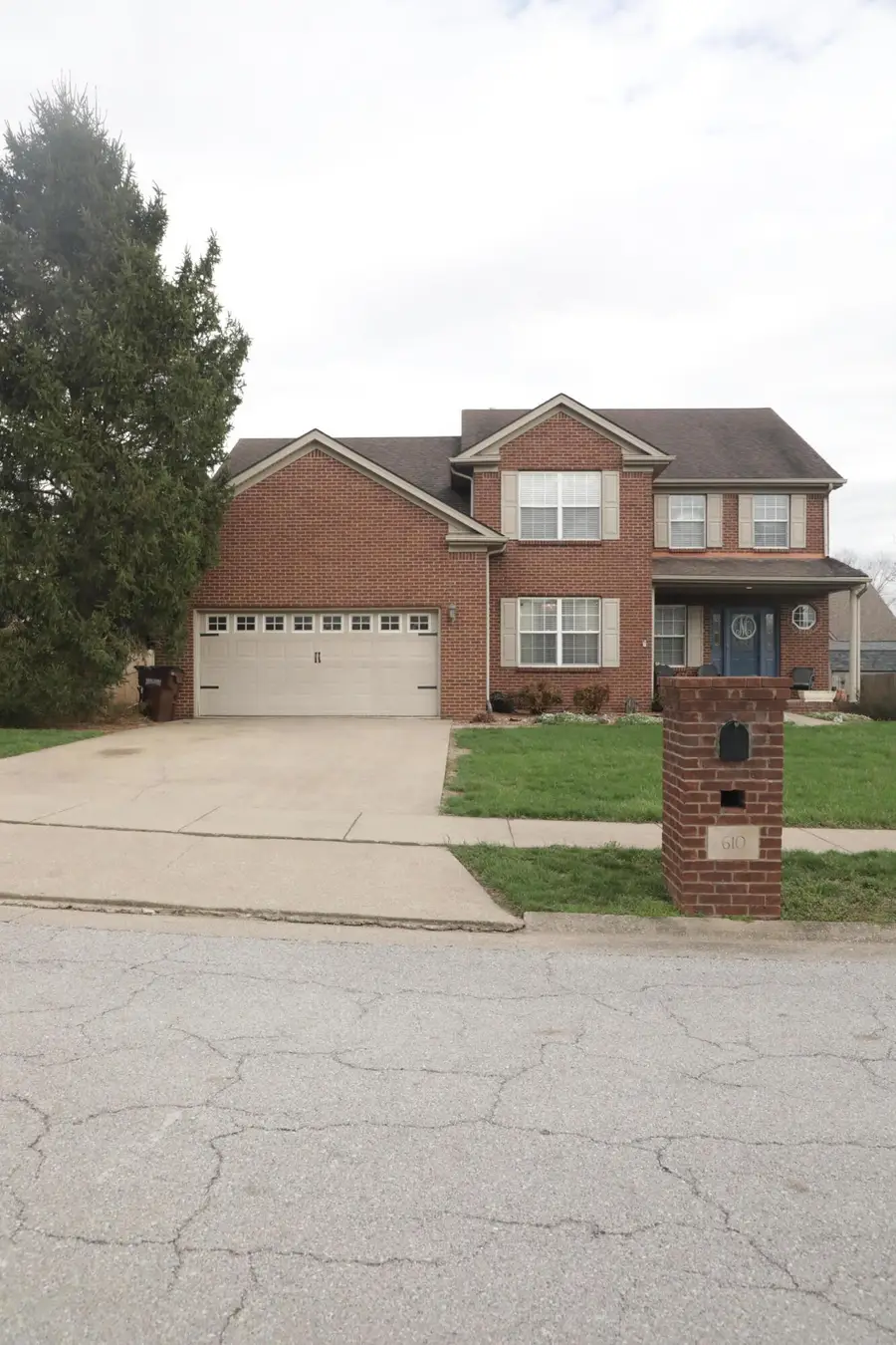610 Oxford Road, Versailles, KY 40383 - #2