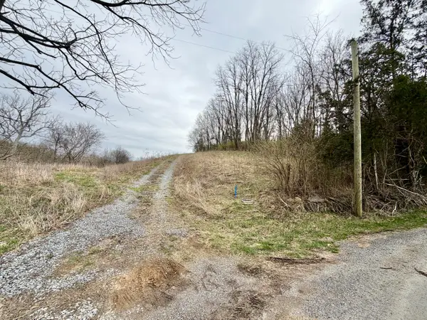 914  Sylvandell Road, Cynthiana, KY 41031