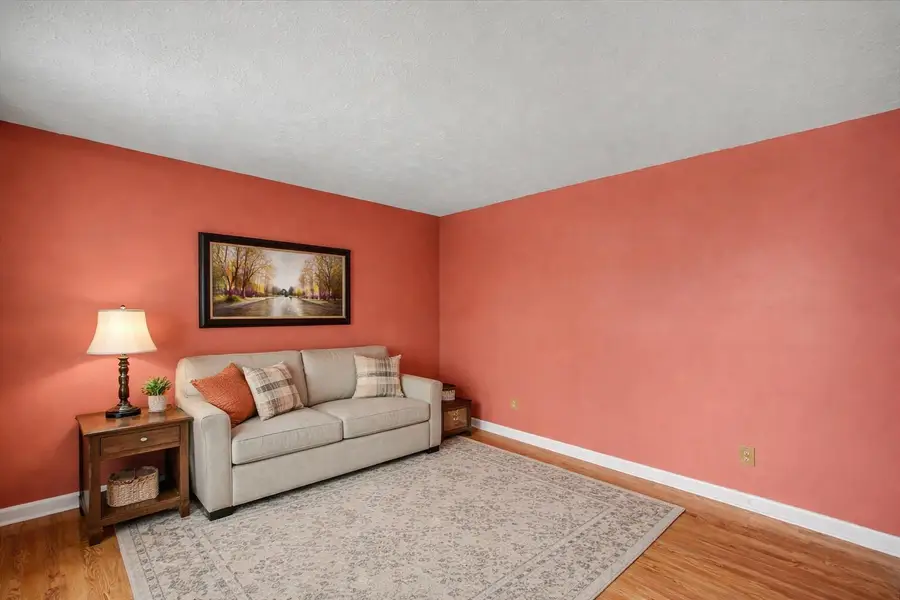 901 Woodglen Court, Lexington, KY 40515 - #2