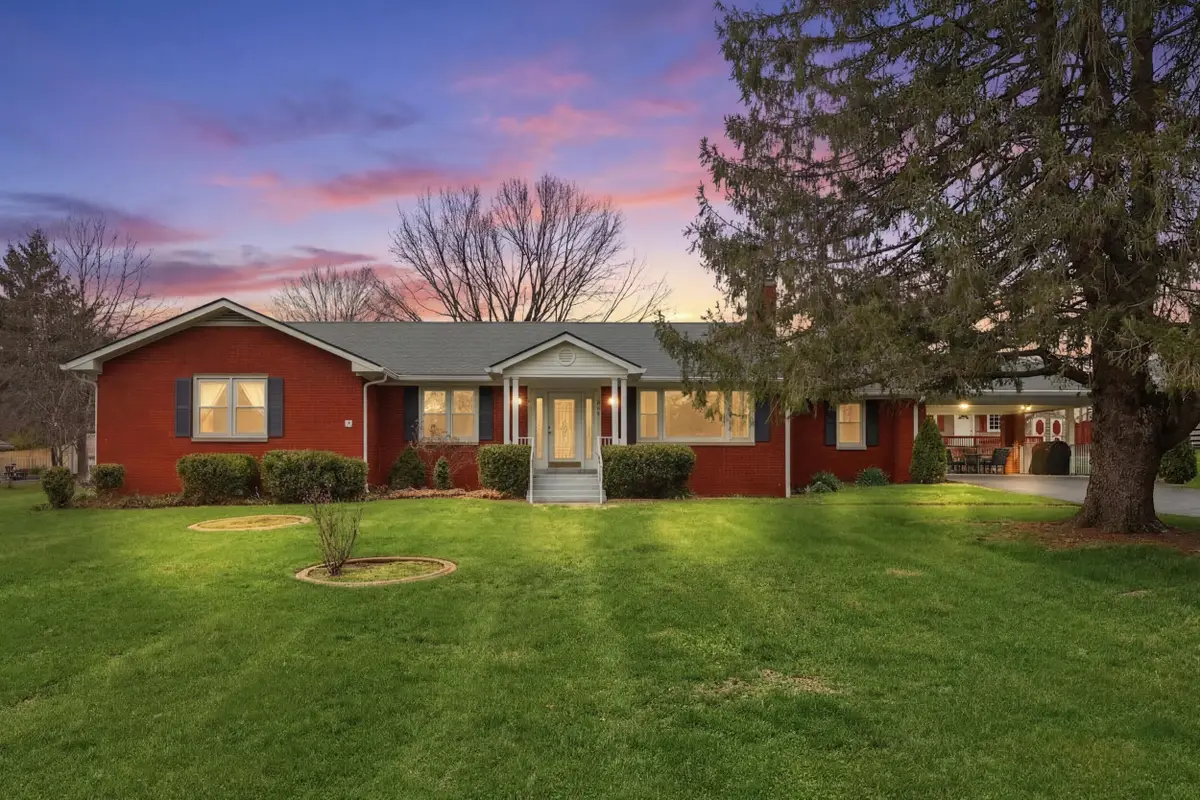 508 S Main Street, Versailles, KY 40383 - #1