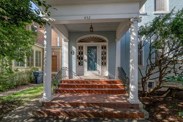 452 W Third Street, Lexington, KY 40508