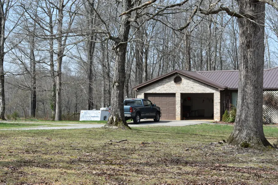 815 Jr Phipps Road, Monticello, KY 42633 - #3