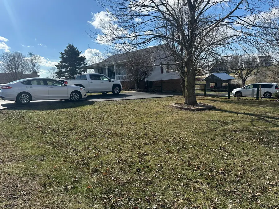 142 Country Lane, Lancaster, KY 40444 - #3