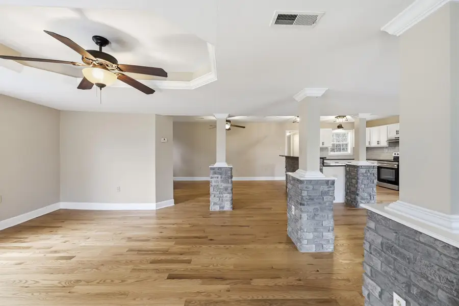 1056 River Road, Lawrenceburg, KY 40342 - #3