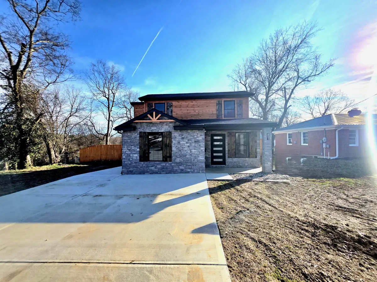 851 Ivy Avenue, Frankfort, KY 40601 - #1