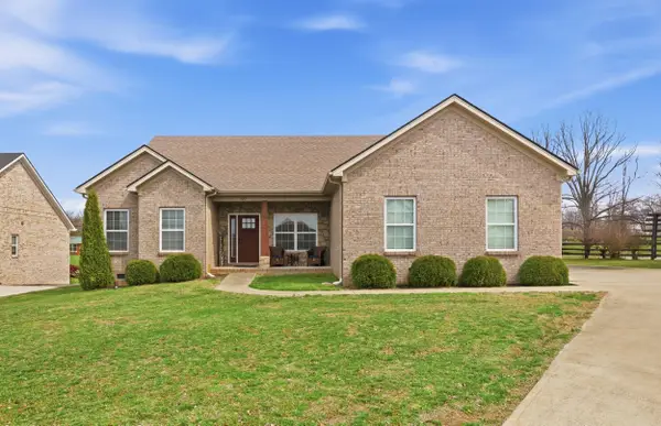 100 Minnow Cove Court, Nicholasville, KY 40356