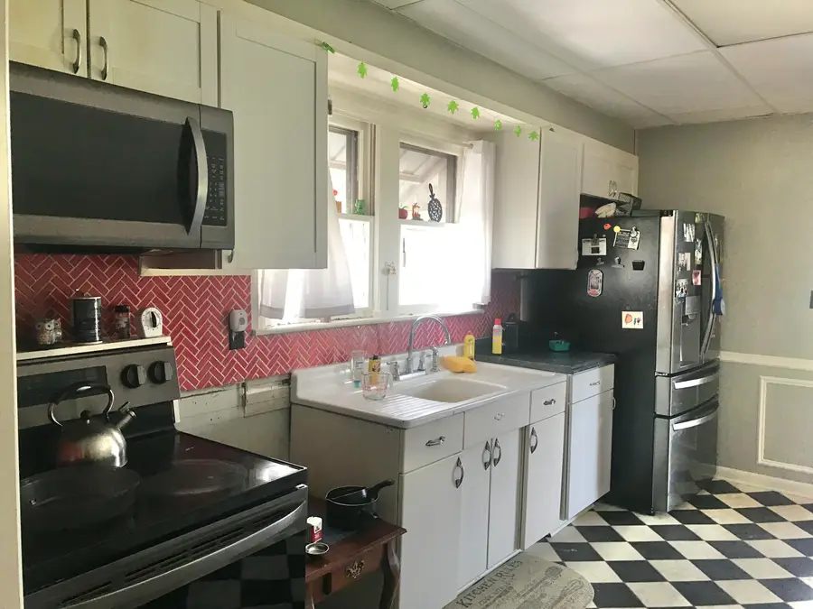 2204 Broad Street, Ashland, KY 41101 - #3