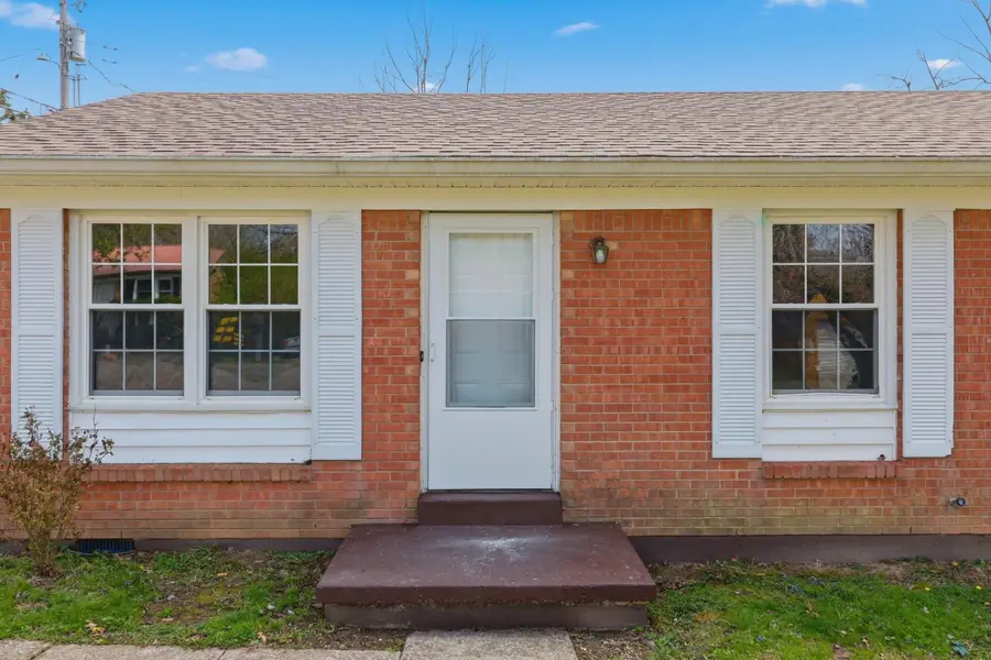 21 Raintree Court, Irvine, KY 40336 - #2