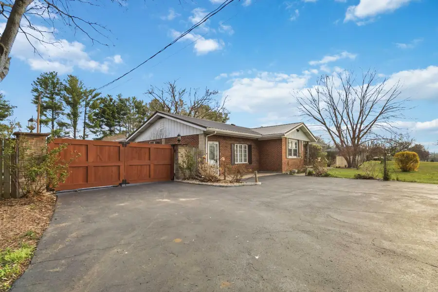 132 Horseshoe Drive, Somerset, KY 42501 - #2