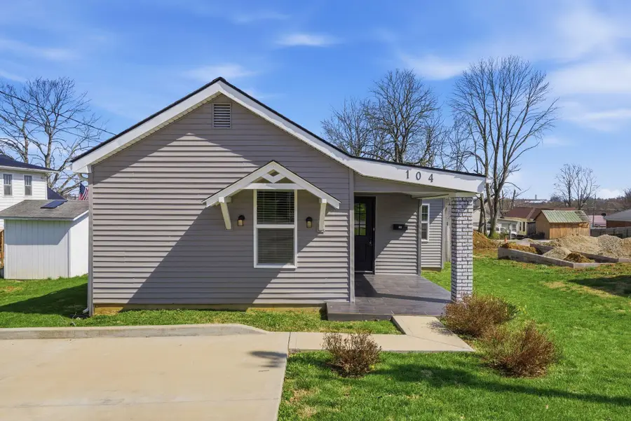 104 4th Street, Cynthiana, KY 41031 - #2