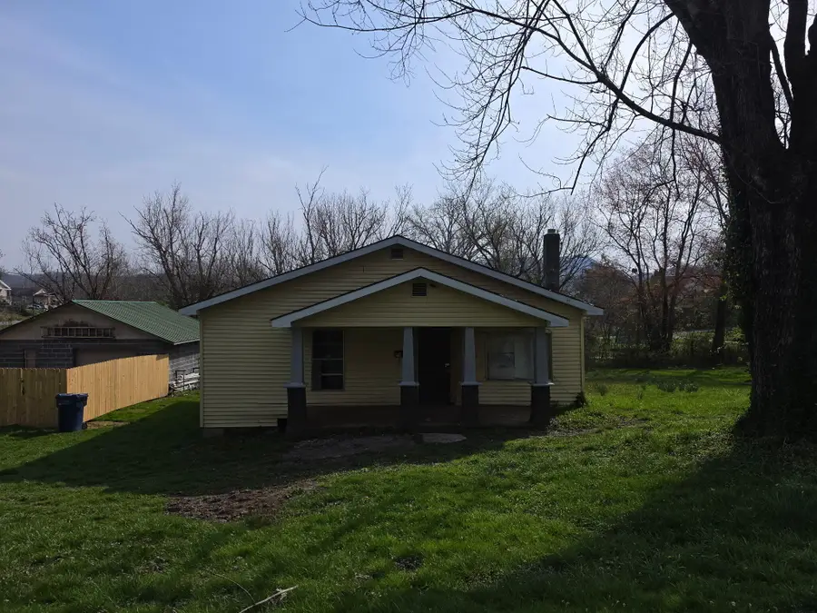 105 Nutwood Road, Middlesboro, KY 40965 - #3