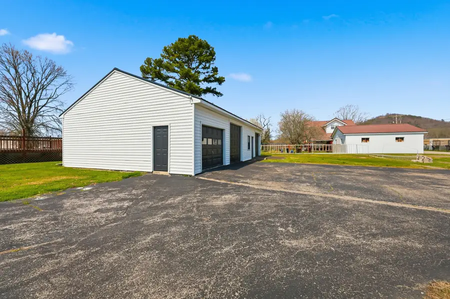 75 Reese Street, Irvine, KY 40336 - #3