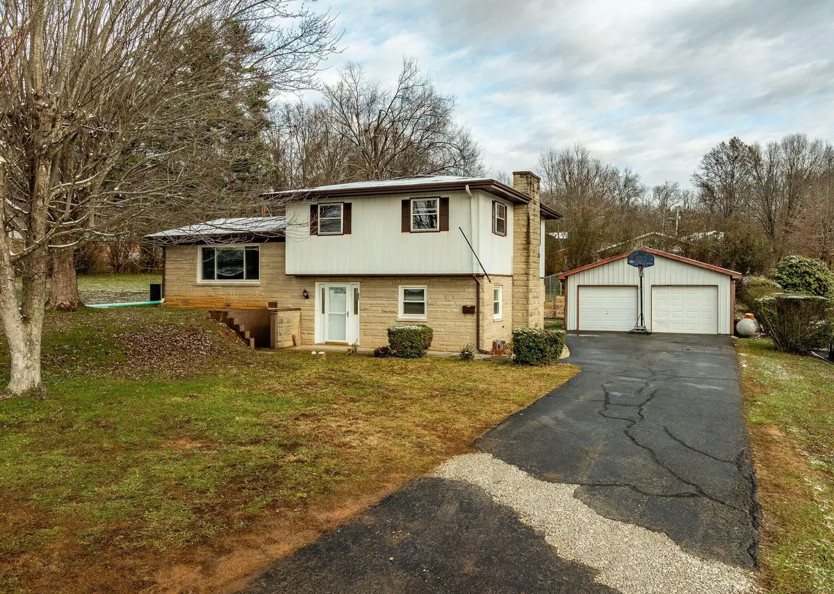 360 Hickory Hill Drive, Monticello, KY 42633 - #1