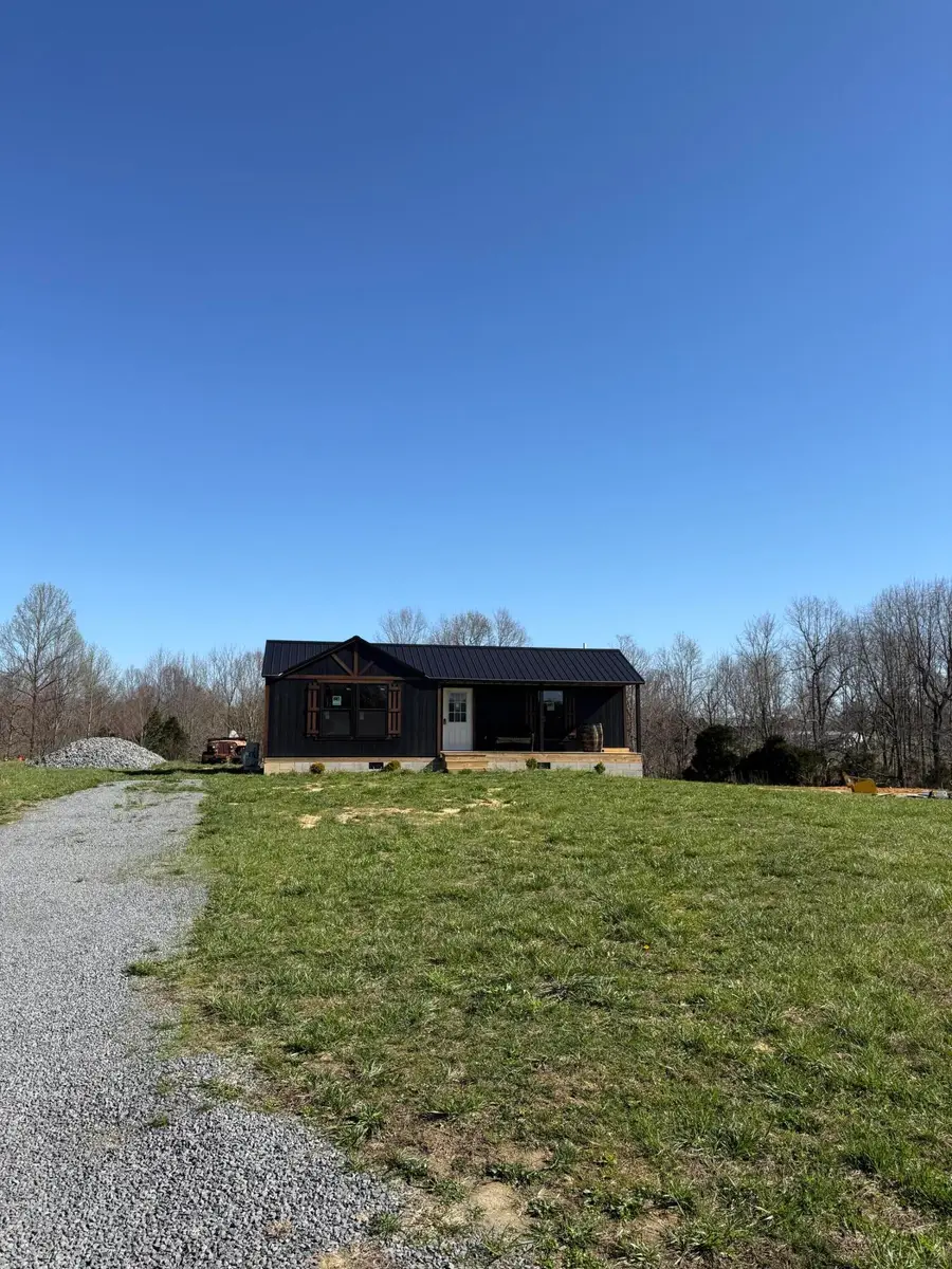 146 Oaks Road, Russell Springs, KY 42642 - #2