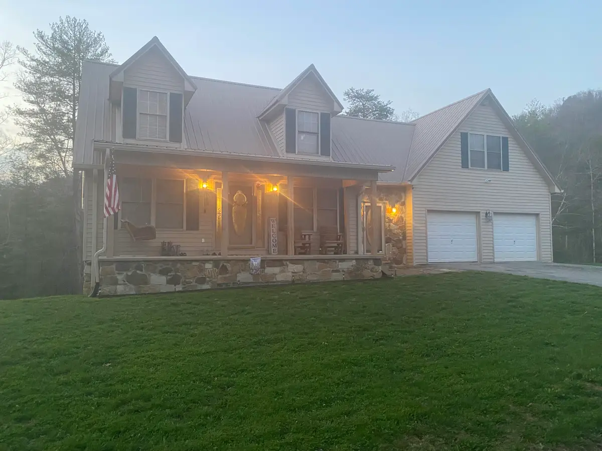 11598 Red Lick Road, Irvine, KY 40336 - #1