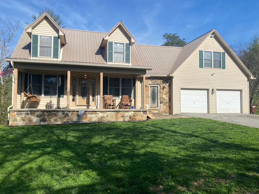 11598 Red Lick Road, Irvine, KY 40336 - #2