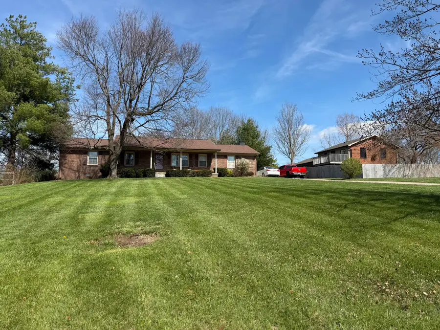 1033 Crestwood Heights, Paris, KY 40361 - #2