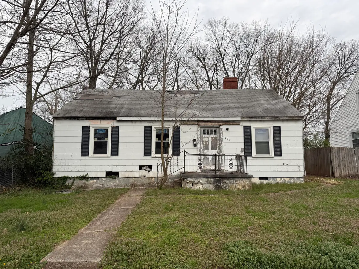 820 Walker Avenue, Paris, KY 40361 - #1