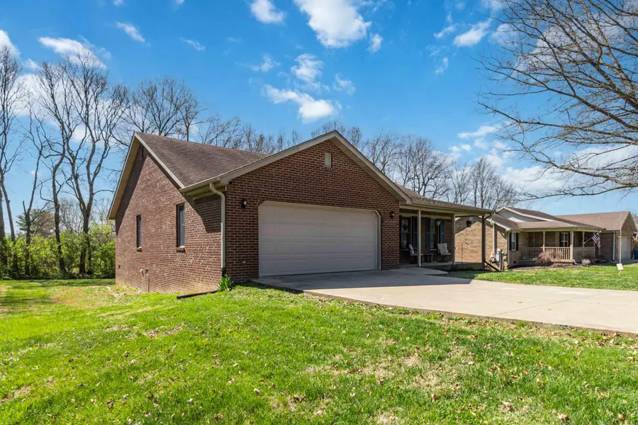 352 Virginia Avenue, Harrodsburg, KY 40330 - #2