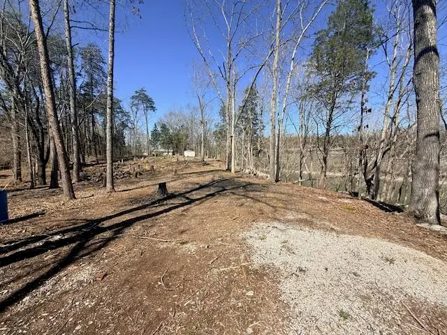 434 E Lakeshore Drive, Burnside, KY 42519 - #2