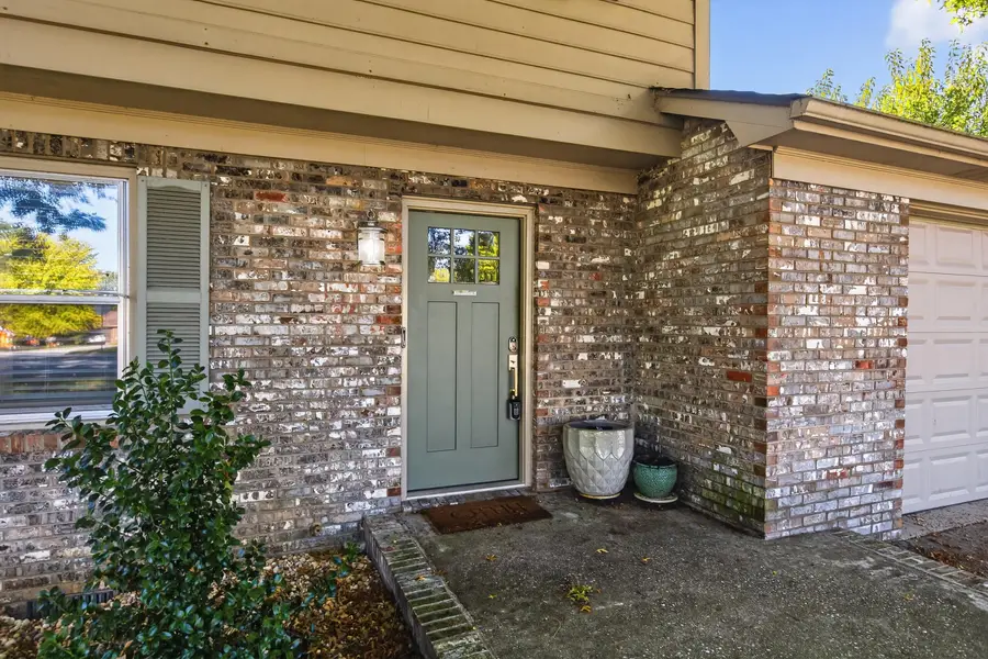 429 Marsailles Road, Versailles, KY 40383 - #3