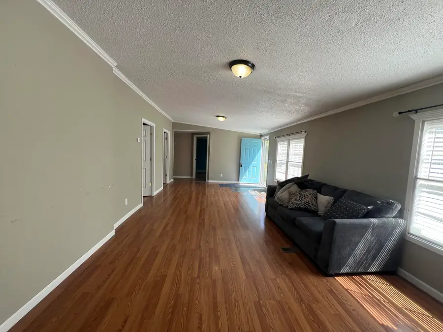 126 S Combs Avenue, Corbin, KY 40701 - #3