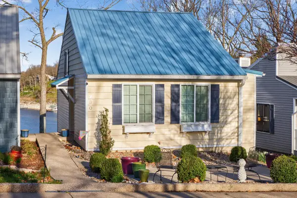 230 Persimmon Way, Harrodsburg, KY 40330