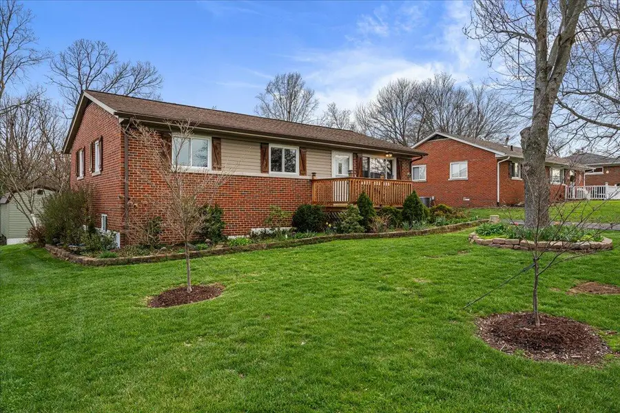 136 Tahoma Drive, Paris, KY 40361 - #3