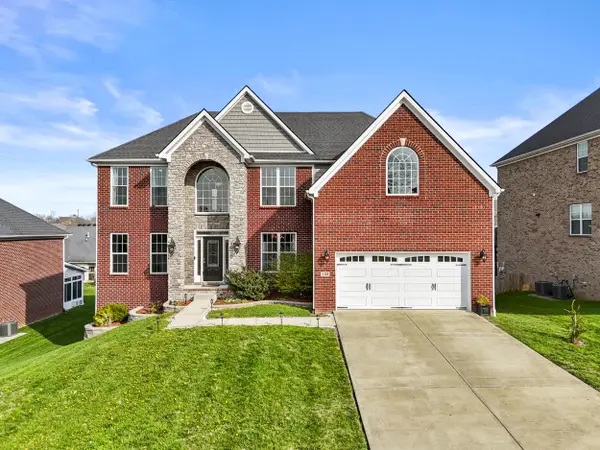 122 Inverness Drive, Georgetown, KY 40324