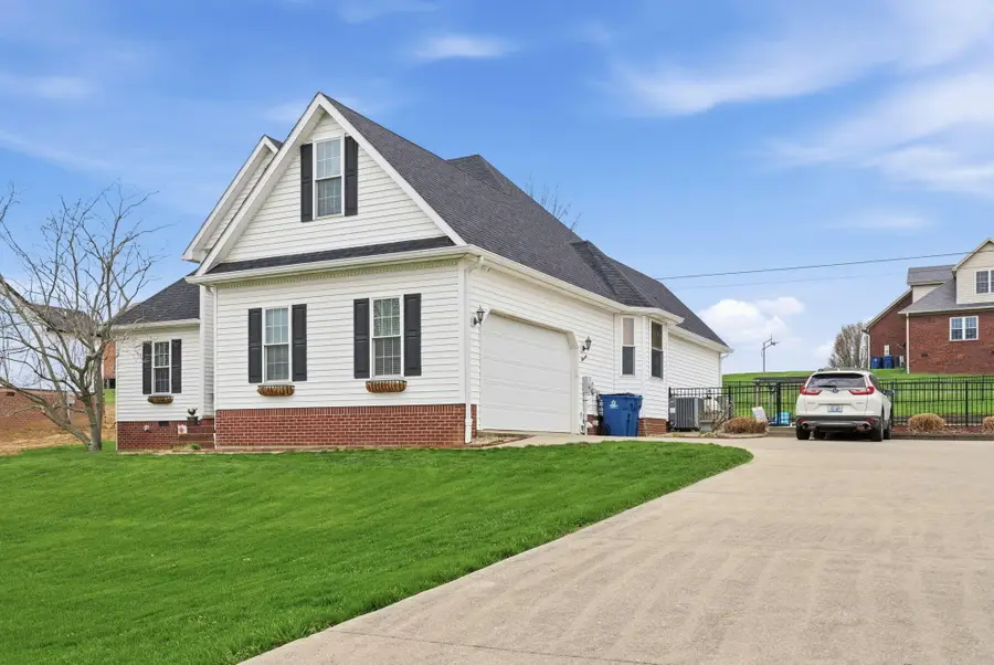 911 Wheatfield Road, Harrodsburg, KY 40330 - #3