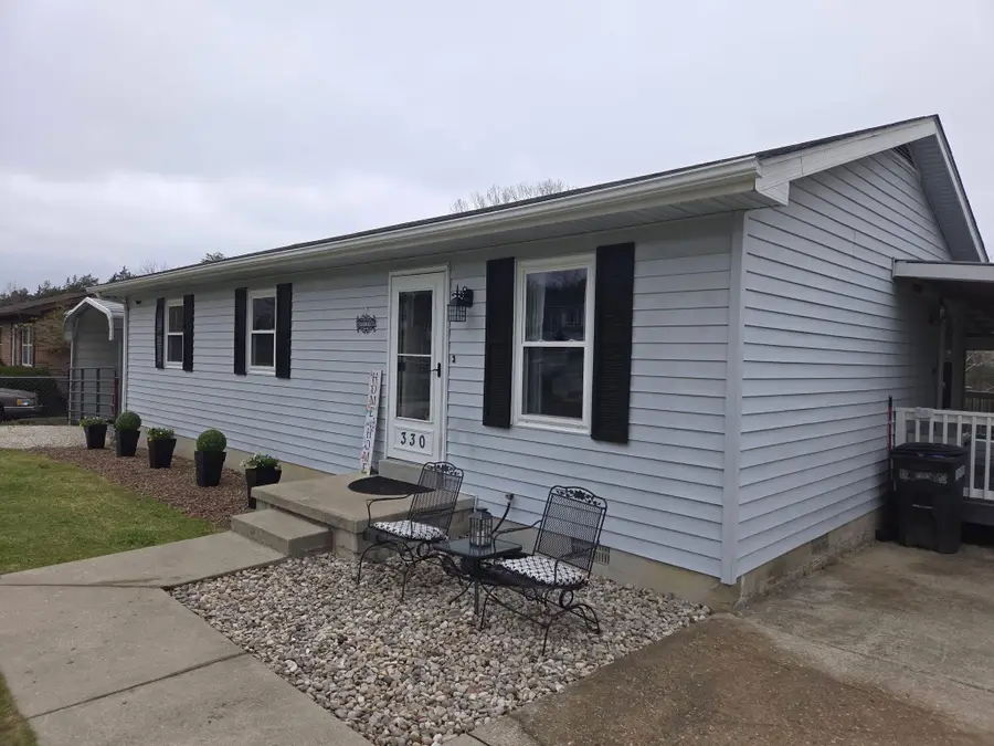 330 Whispering Woods Drive, Irvine, KY 40336 - #2