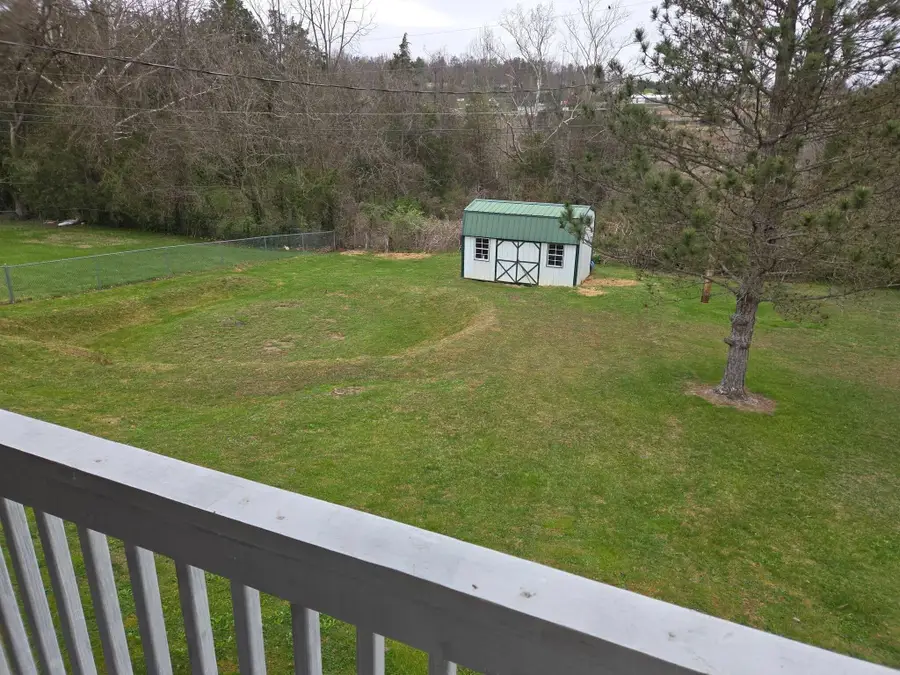 330 Whispering Woods Drive, Irvine, KY 40336 - #3