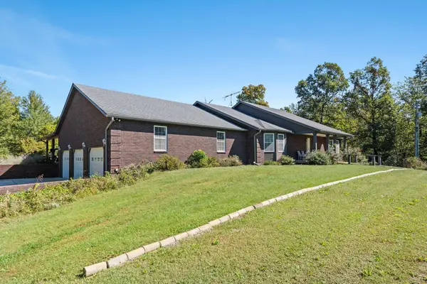 300 Charlie Pile Road, Guston, KY 40142