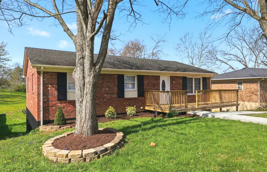 3573 Bold Bidder Drive, Lexington, KY 40517 - #2