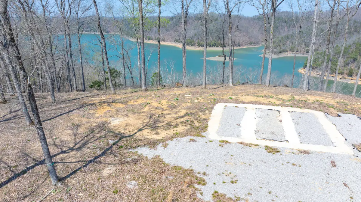 1962 Sandstone Point Trail, Monticello, KY 42633 - #1