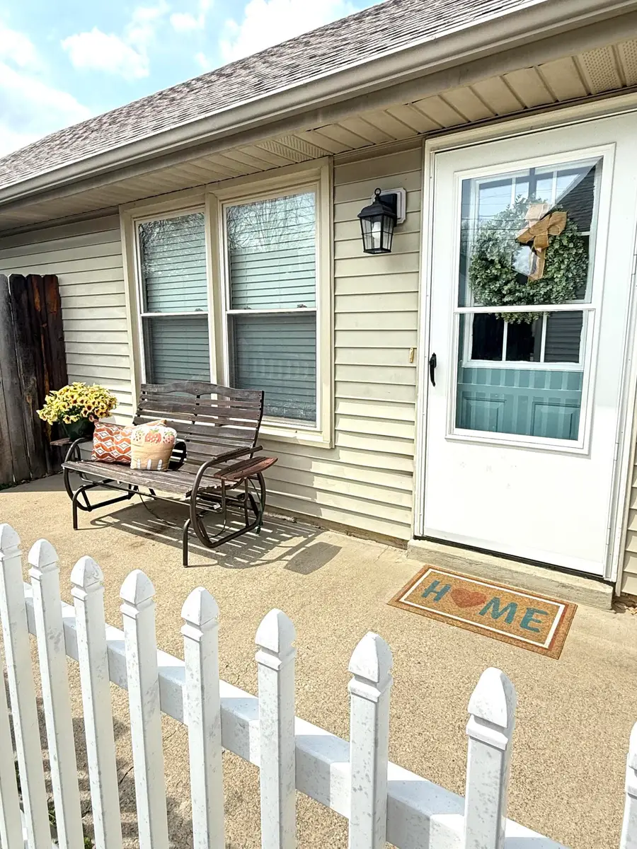 612 Attingham Court, Lexington, KY 40517 - #3