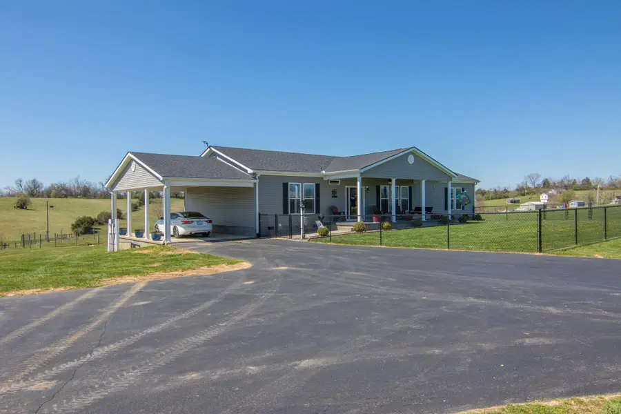 386 Oakland Lane, Harrodsburg, KY 40330 - #2