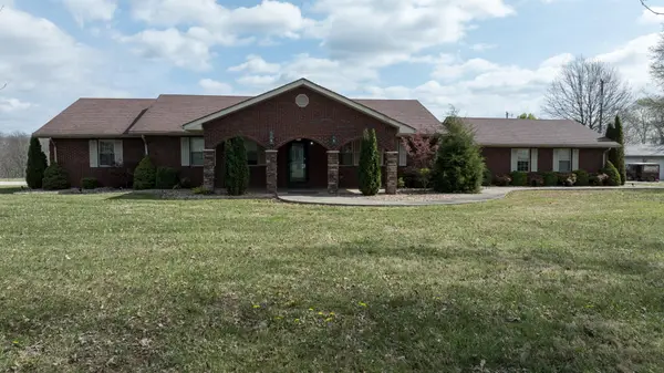 77 Deerfield Lane, Dunnville, KY 42528