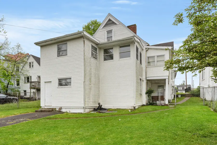 221 S Highland Street, Winchester, KY 40391 - #3