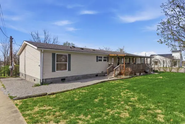 1085 Woodlake Road, Stamping Ground, KY 40379