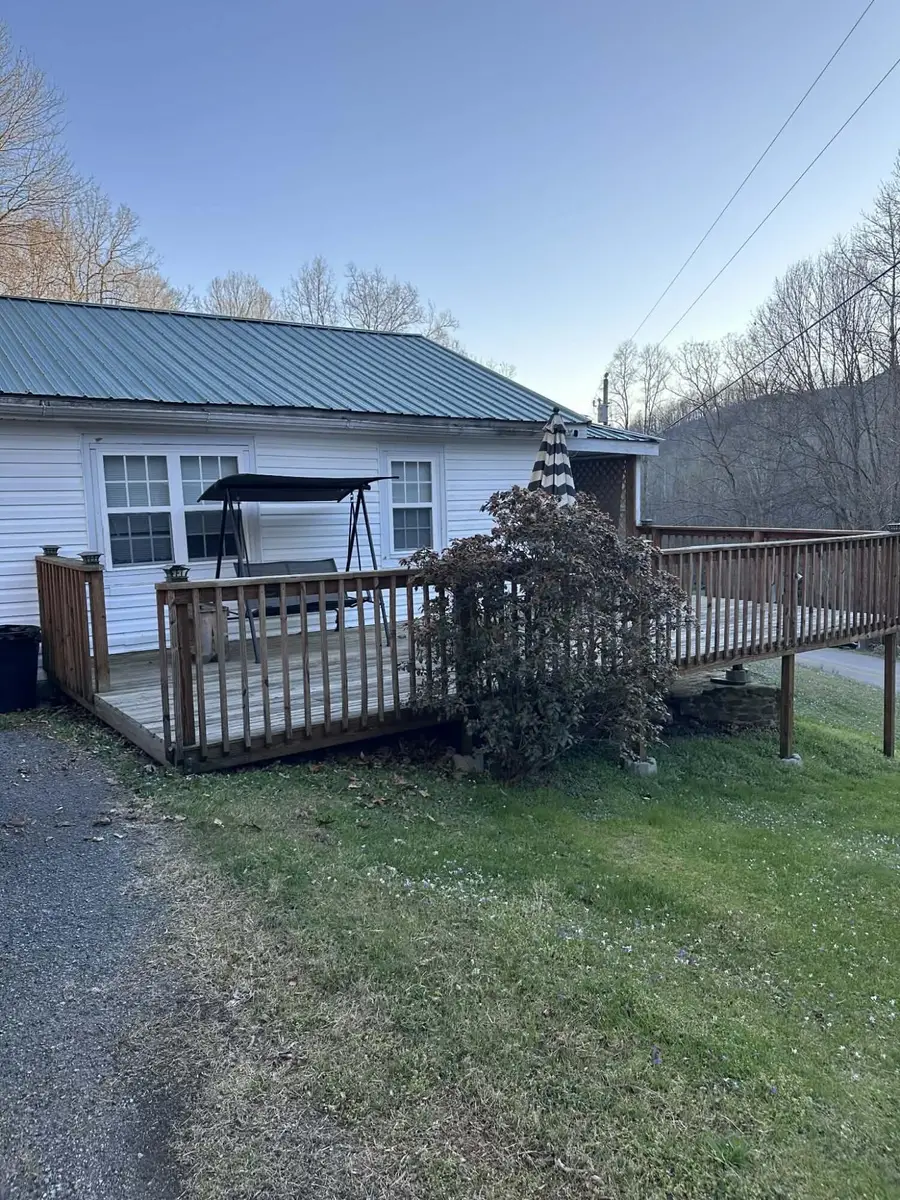 20751 State Hwy 190, Frakes, KY 40940 - #2